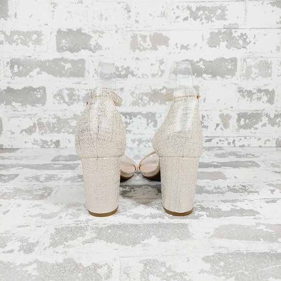 New Bandolino Armory 3 Silver Open Toe Ankle Strap Heeled Sandals C501 - Picture 5 of 12